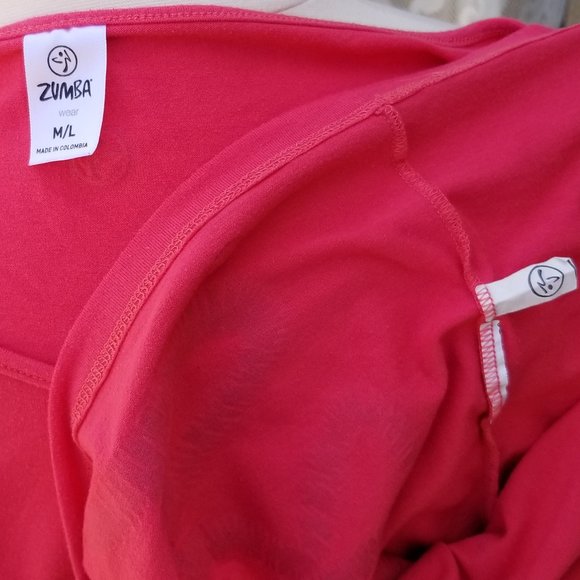 Zumba Wear Red V-neck Tee with White ZUMBA lettering Size M/L - Picture 8 of 8